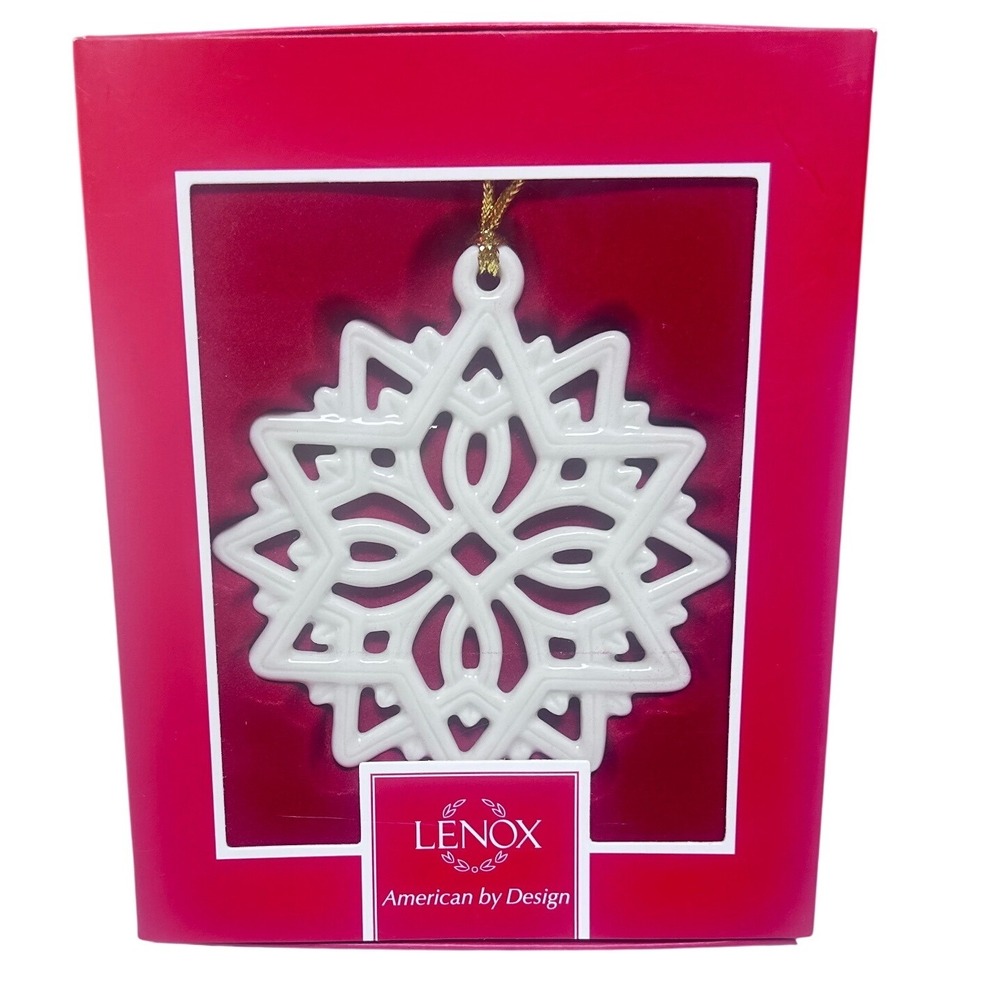 Lenox American by Design White Porcelain Pierced Star Ornament 23012 New